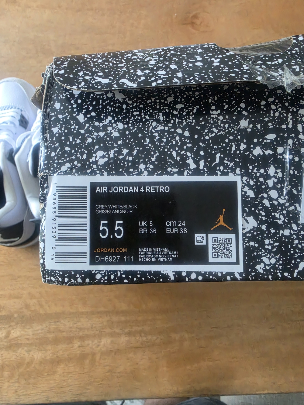 Nike Air Jordan 4 Retro "Military Black - Picture 7 of 7